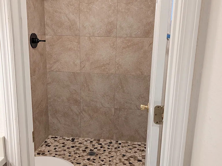 4350 N Country Club Dr — Photo 8