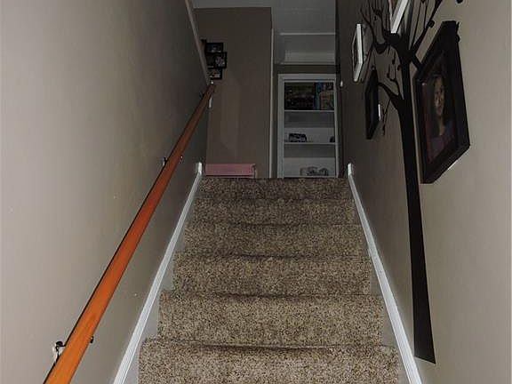 5th image of 1734 Colvin Blvd