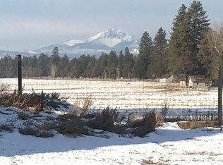 732 W View Loop, Sisters, OR 97759