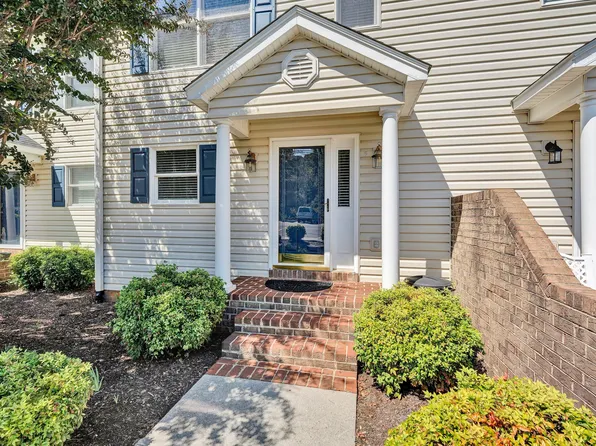 515 Cambridge Ct #F-5, Hardy, VA 24101