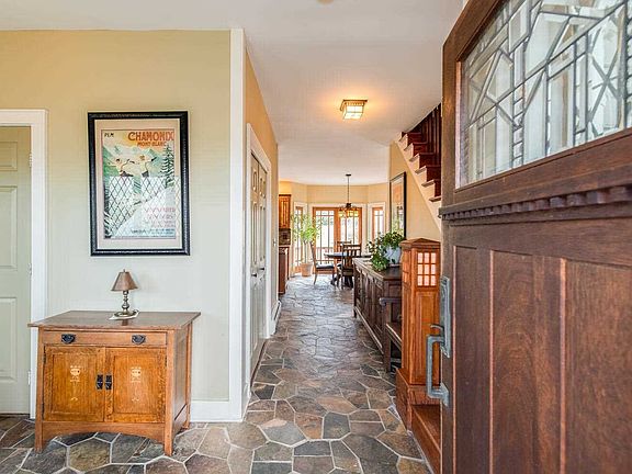 3rd image of 64 Laurel Mountain Ct
