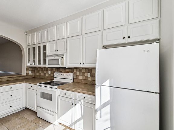 5th image of 4515 Serena Cir