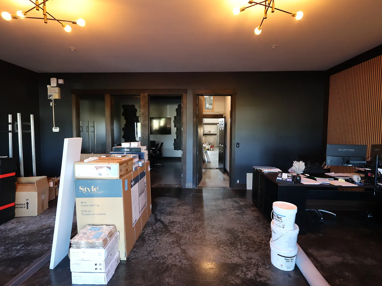 Studio, 2800 sqft, $2,800 — Photo 2