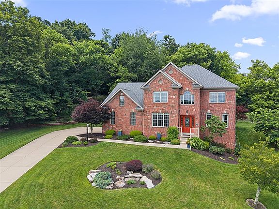 2nd image of 4016 Rustic Woods Dr