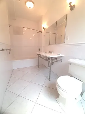 Rented by Corcoran | media 28