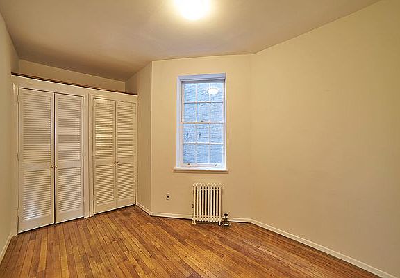 4th image of 304 E 92nd St APT 4W