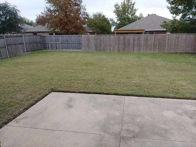 10506 Greenbriar Ln — Photo 35
