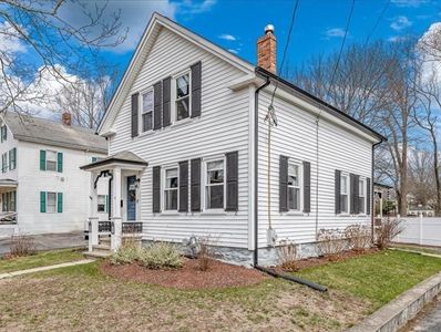 9 Southwick St, Middleboro, MA, 02346