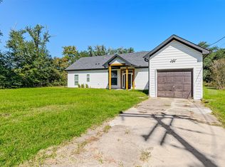 369 Pine Chase St, Van, TX 75790