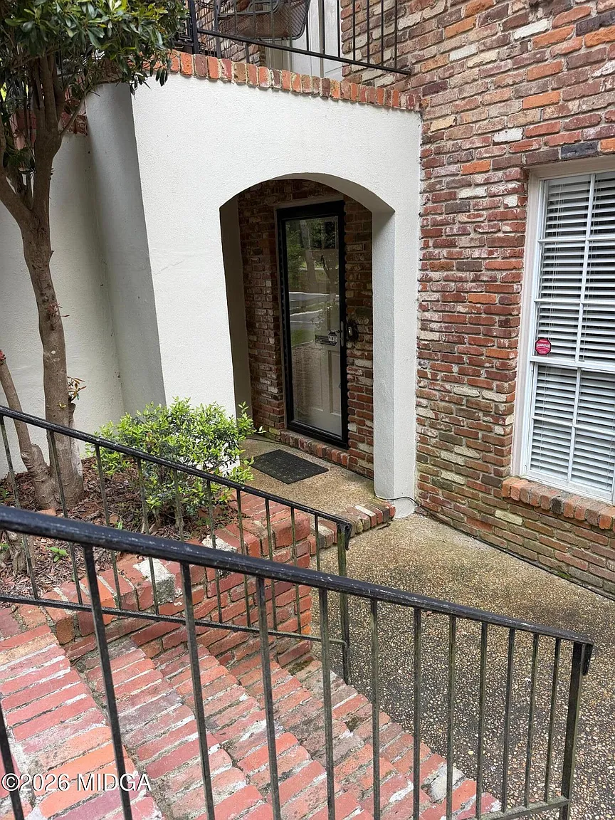 334 Vista Cir APT A photo 1