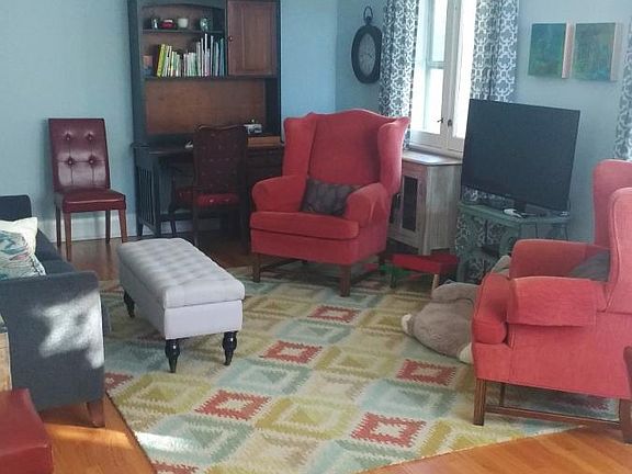 3rd image of 129 S Euclid Ave APT 2