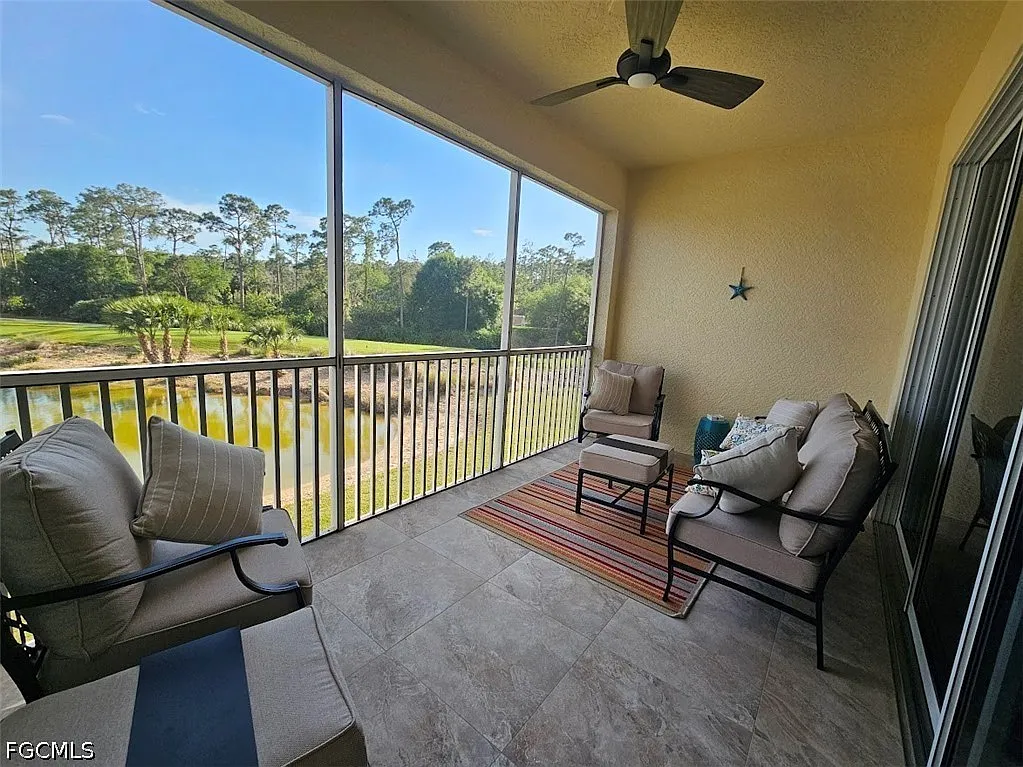 2 bed, 2.0 bath, 1251 sqft, $5,000 — Photo 2