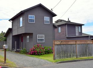 741 NW 2nd St, Newport, OR 97365
