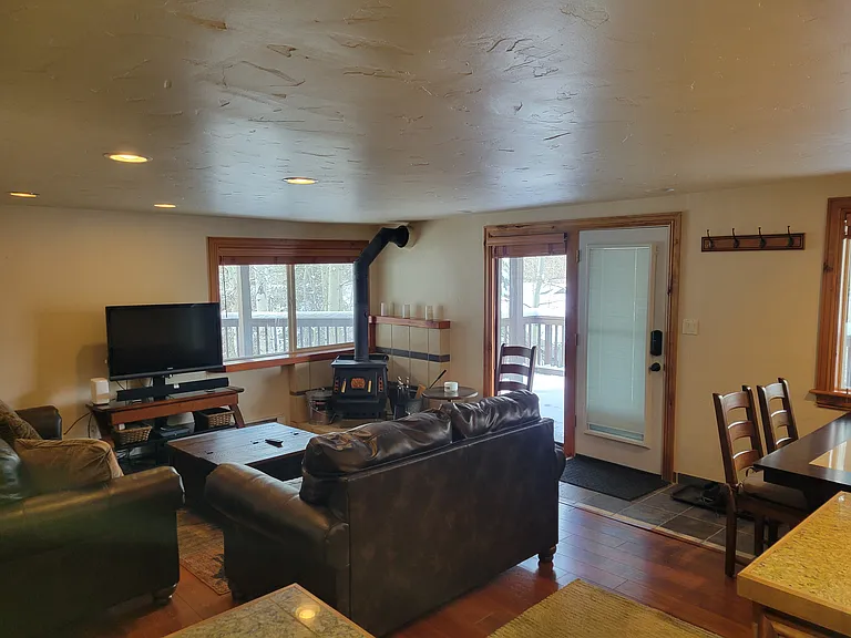 2821 Basingdale Blvd #4 — Photo 6