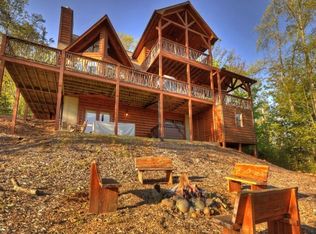 370 Birdseye Vw, Blue Ridge, GA 30513
