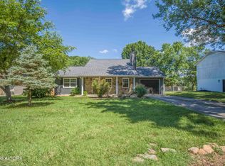 8821 Flintlock Rd, Knoxville, TN 37931