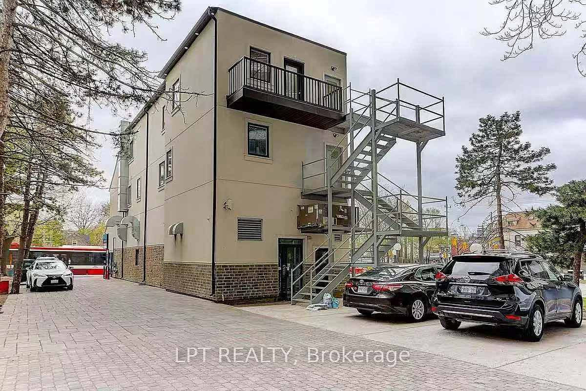 600 Parliament St — Photo 3