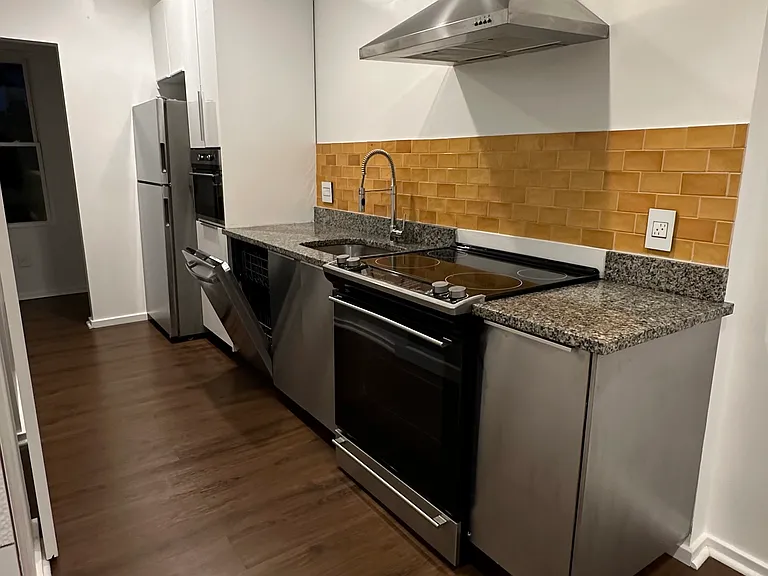 548 S 54th St #2 — Photo 15