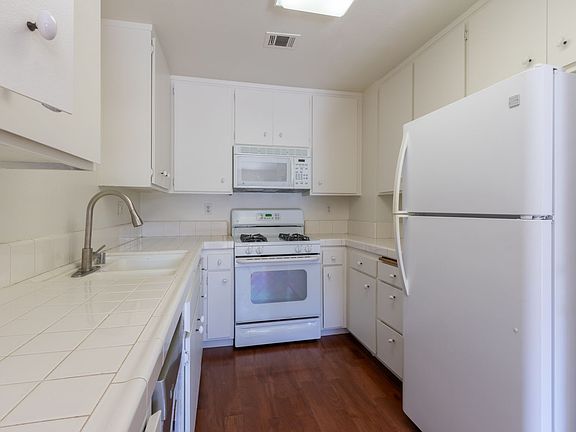 4th image of 6782 Shakespeare Way