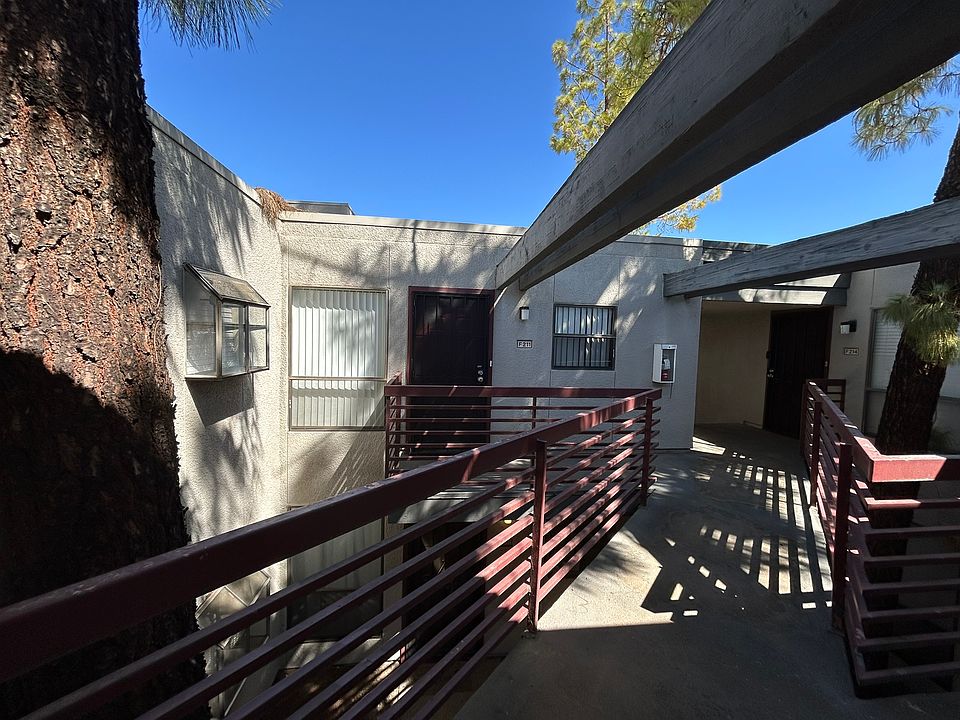 Walkway to Front Door