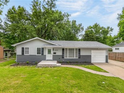 13209 Herrick Ave, Grandview, MO, 64030