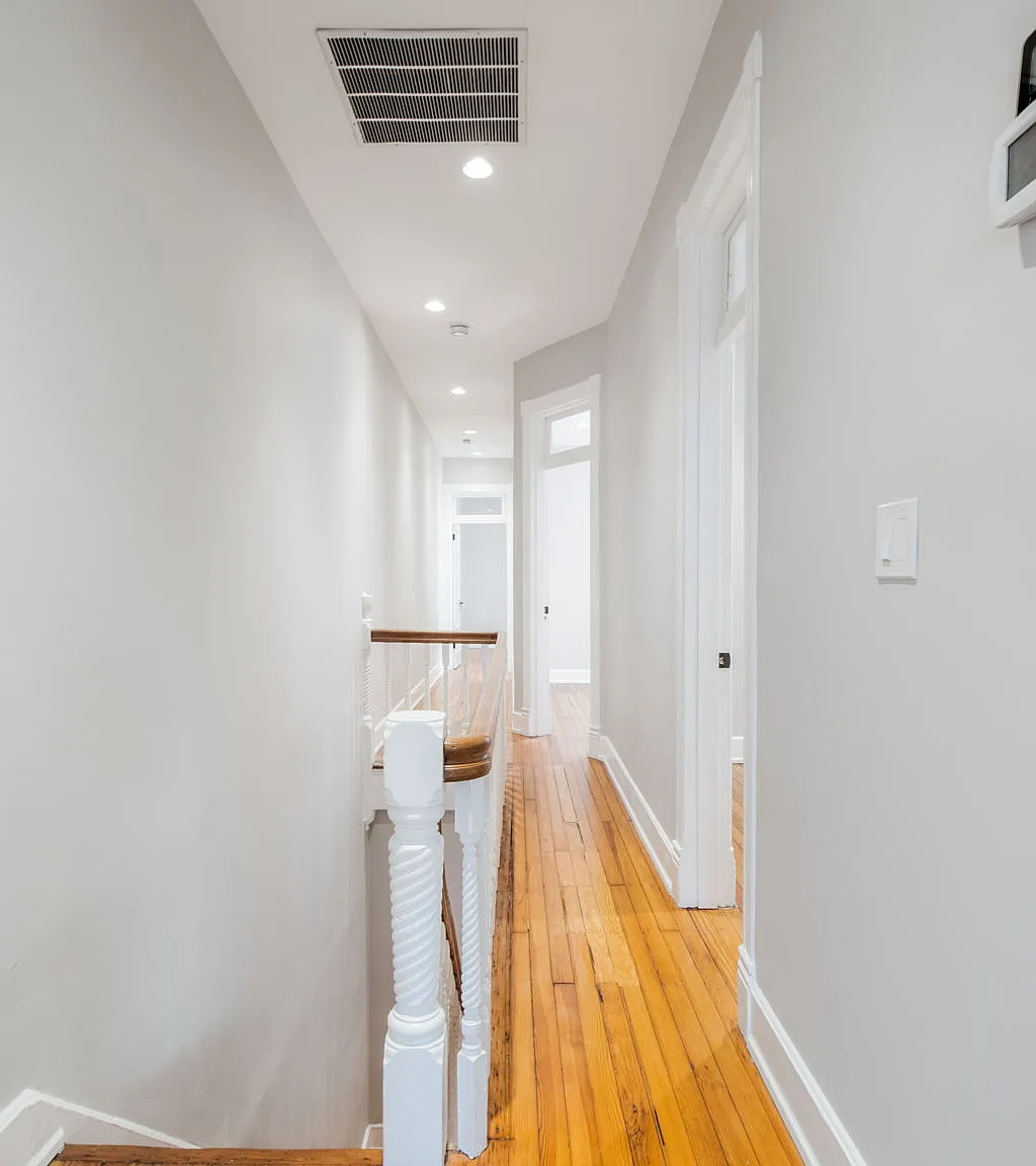 6 bed, 3000 sqft, $1,225 — Photo 4