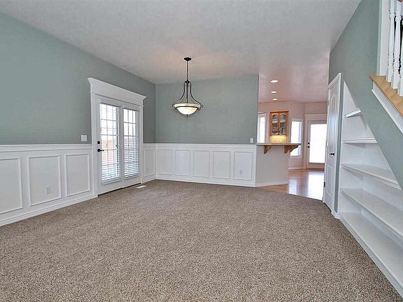 4th image of 14522 W Kensington Ct