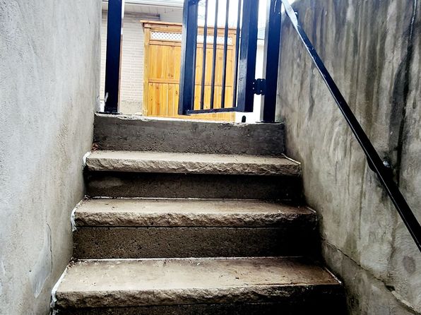 417 Rossmount Ave #BASEMENT, Oshawa, ON L1J 3K5
