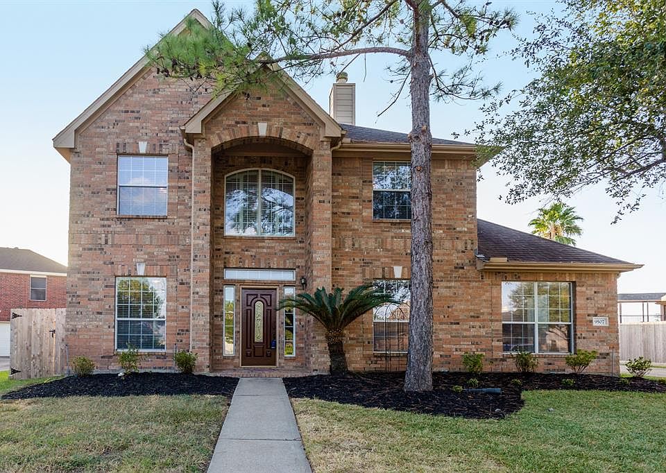 1st image of 9507 Secret Canyon Dr