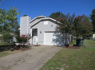 6524 Green Meadow Rd, Fayetteville, NC 28304