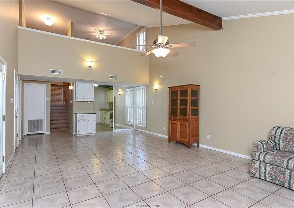 1st image of 2918 Cherry Creek Cir