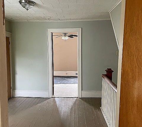 5th image of 10 S Grant St