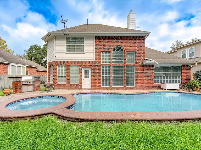 14007 Briar Heath Dr — Photo 2