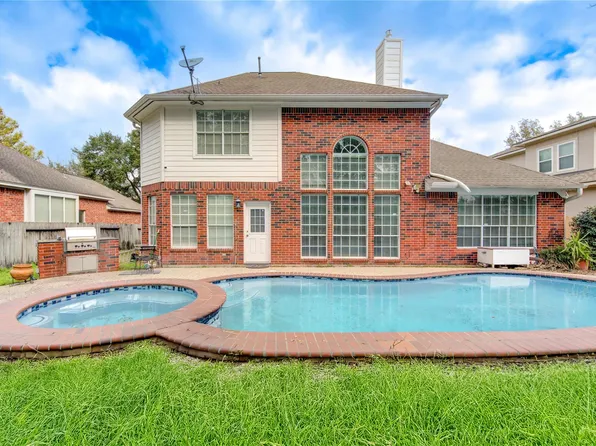 14007 Briar Heath Dr, Houston, TX 77077
