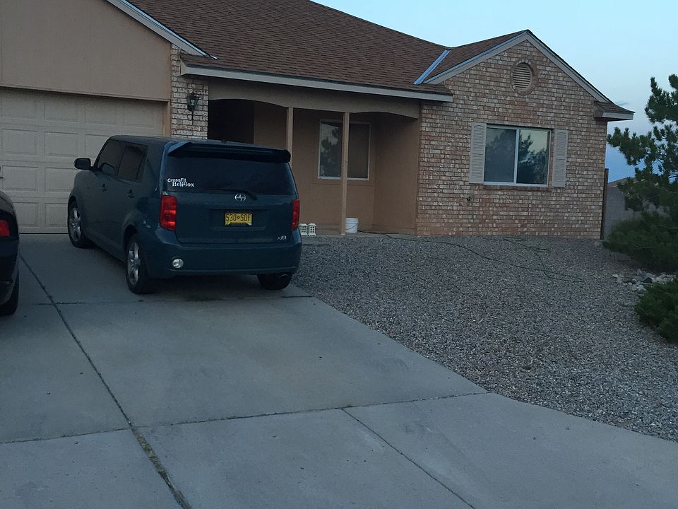 Great Starter Home!