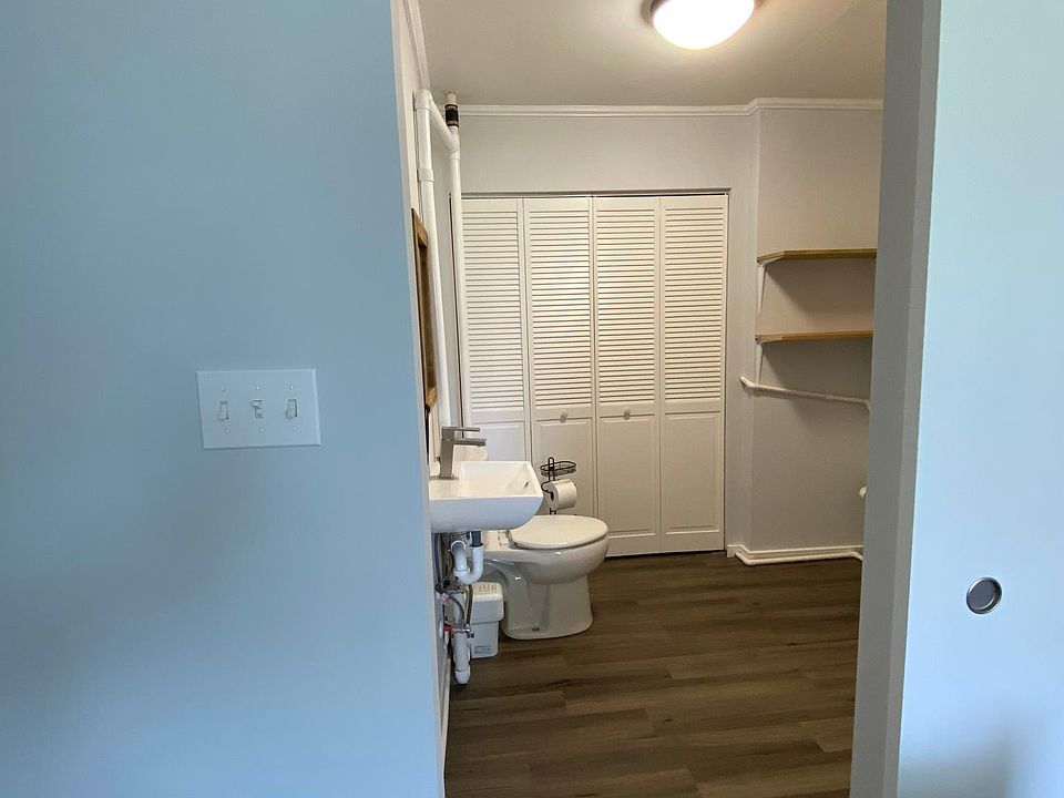 1st image of 1019 Woodlawn Ave