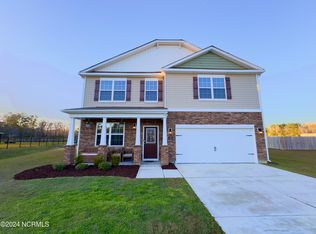 108 Featherstone Ln, New Bern, NC 28562