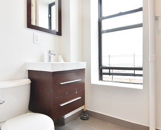 5th image of 500 W 146th St APT 3S