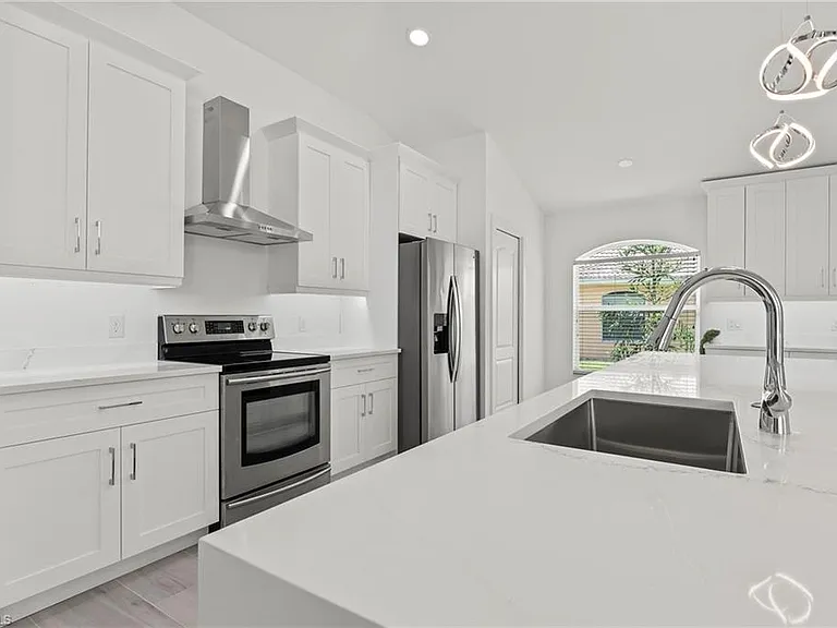 2050 Terrazzo Ln — Photo 17