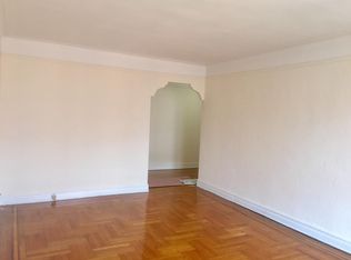 8505 87th St, Woodhaven, NY 11421