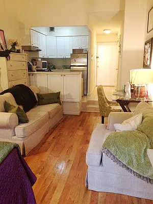 Rented by Nest Seekers International | media 13