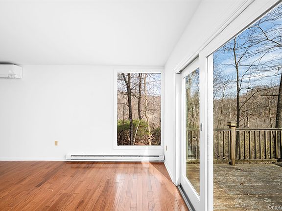4th image of 41 Chapman Road