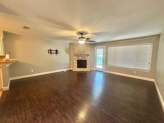 4th image of 11407 Bristle Oak Trl