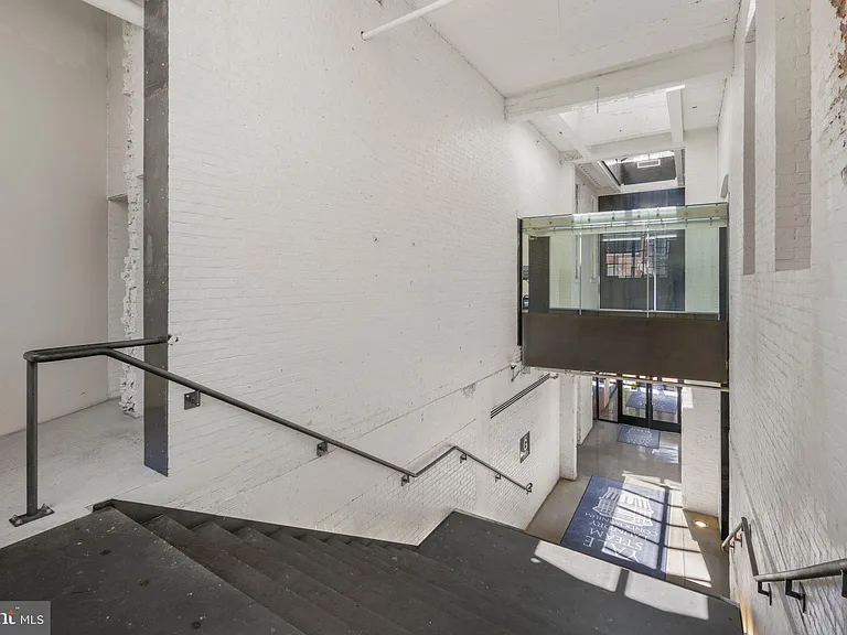 437 New York Ave NW #220 — Photo 24