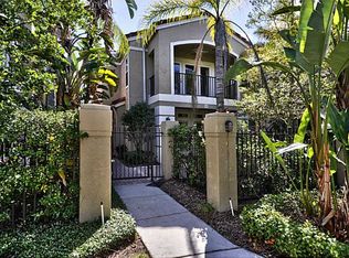 1008 Royal Pass Rd, Tampa, FL 33602