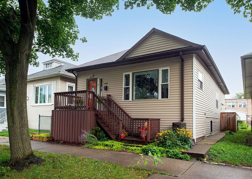 1st image of 4949 W Drummond Pl
