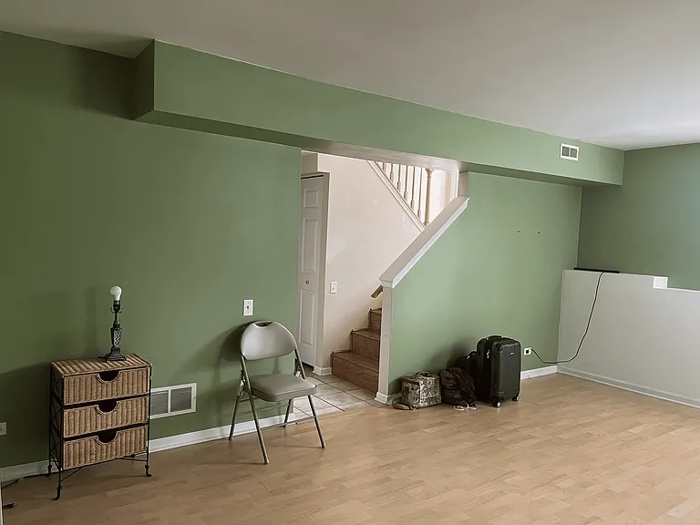 1850 Middlebury Dr — Photo 15