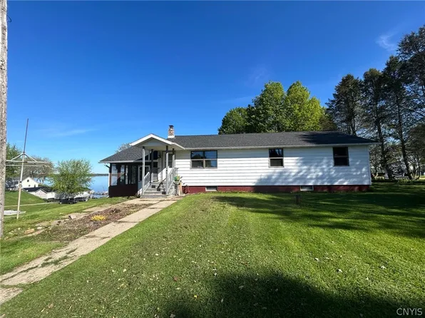 2598 County Route 6, Hammond, NY 13646
