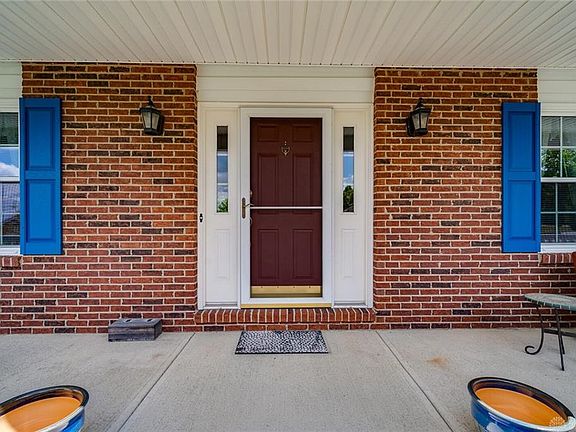 3rd image of 8554 Normandy Creek Dr