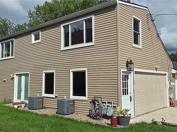 3rd image of 210 Westminster Rd